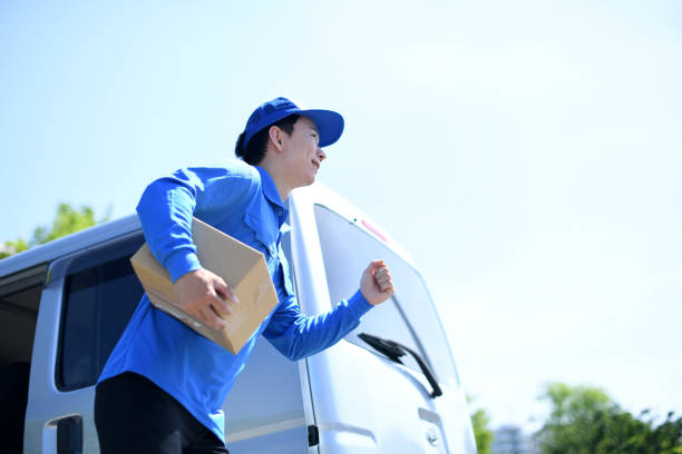 配達・回収業務